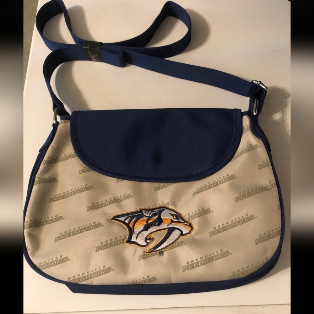 NHL Predators saddlebag EUC